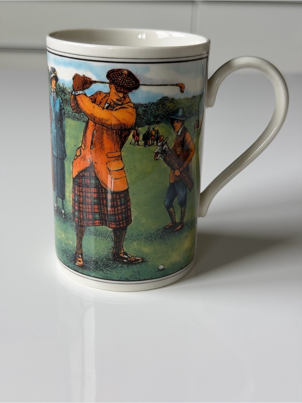 ✨ Vintage Dunoon Fine Bone China Golf Coffee Mug - Scottish Castle & Golf Scene
